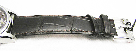 �o���h�̓_�[�N�u���E���J�[�t���U�[