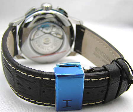 �f�B�v���C�����g�o�b�N�����̗p