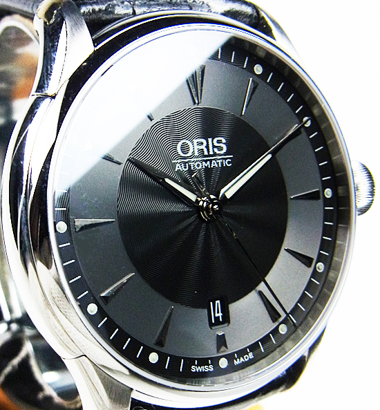 �V���v���Ŕ��������E�D�F�����B�����̃T�[�N���̓M���[�V�F���{����Ă��܂��B